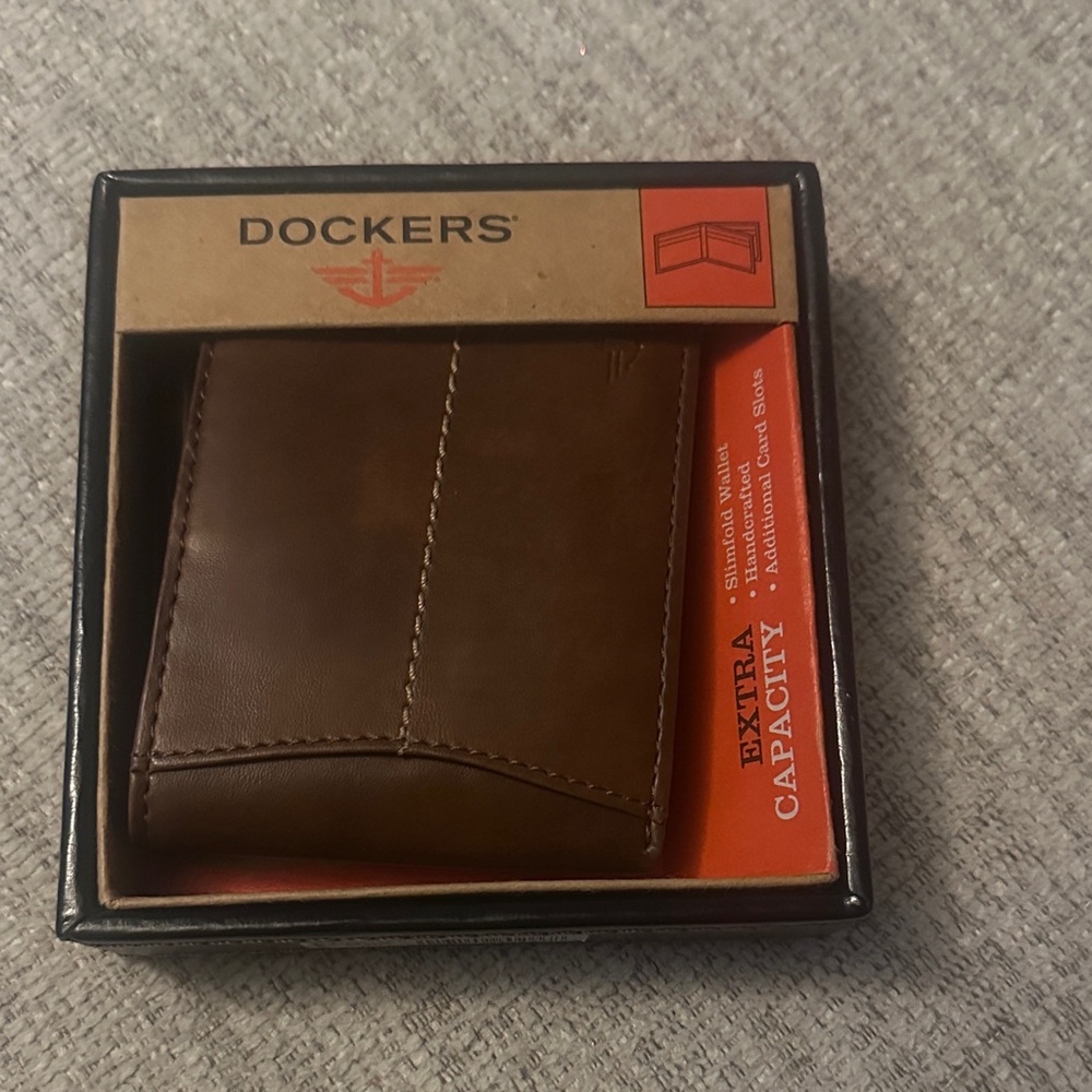Dockers Brown Leather Wallet